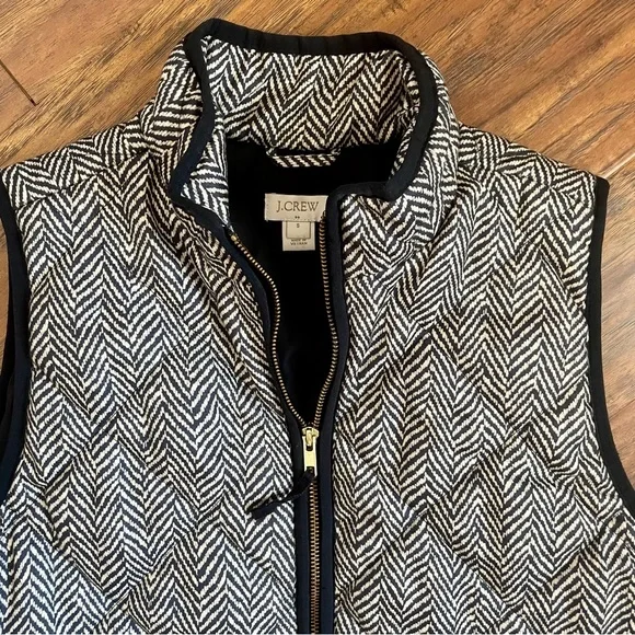 JCrew Factory Puffer Vest Sz Small - Picture 2 of 4